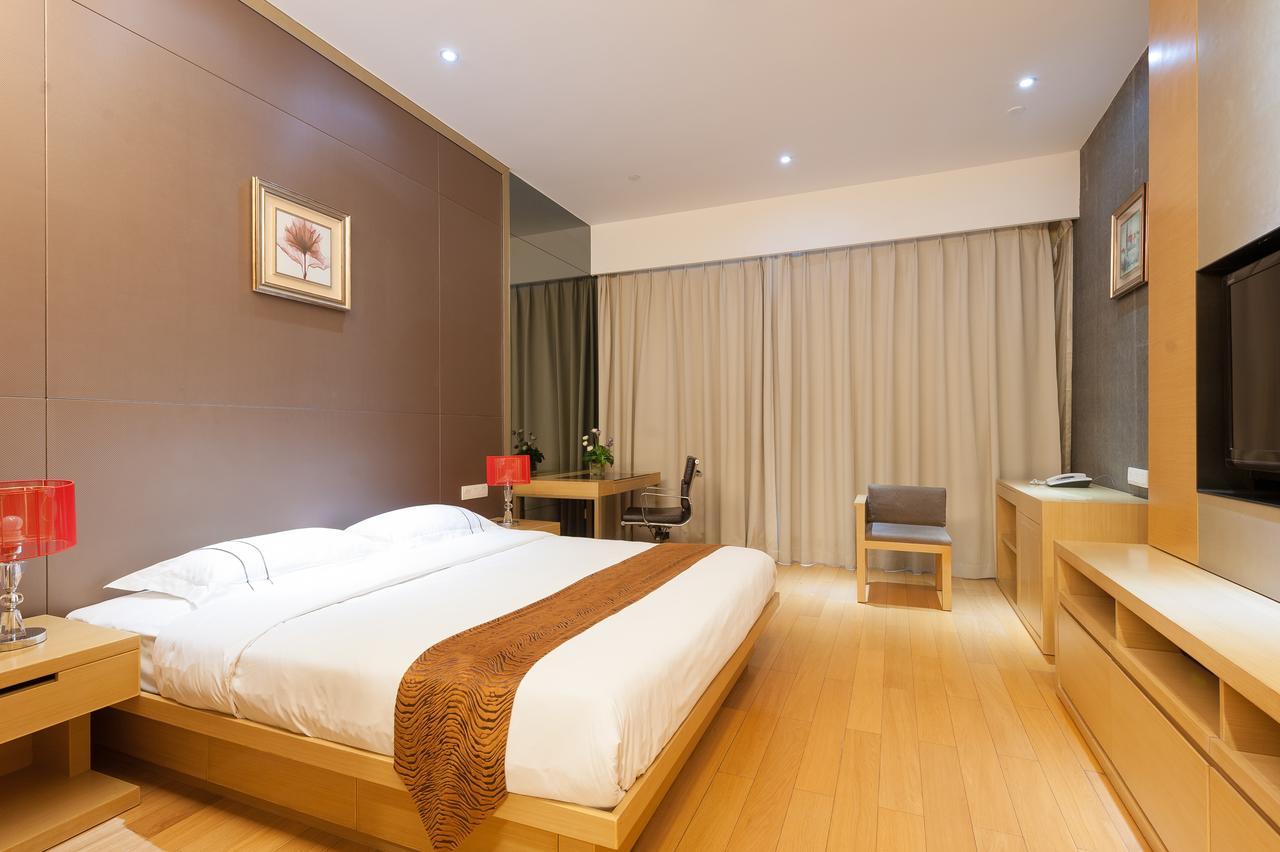 Yicheng Pazhou Poly World Trade Centre Apartment Cantón Exterior foto